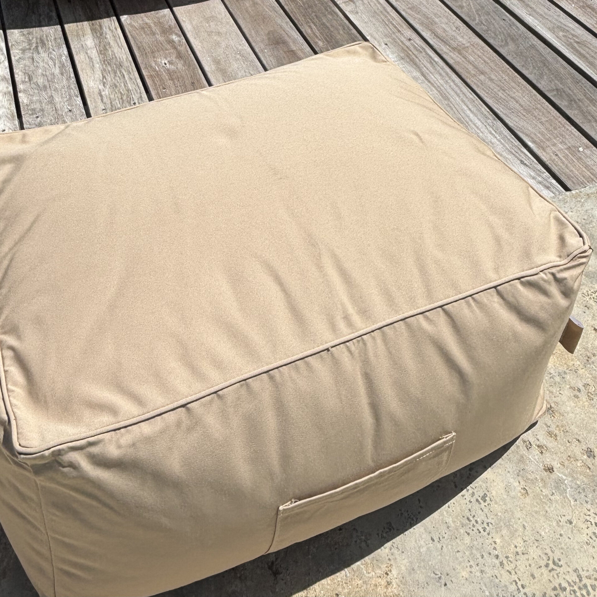 Pouf bas extérieur Otto Sable